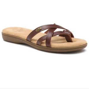 G.H Bass & Co. Sunjuns leather flip flops